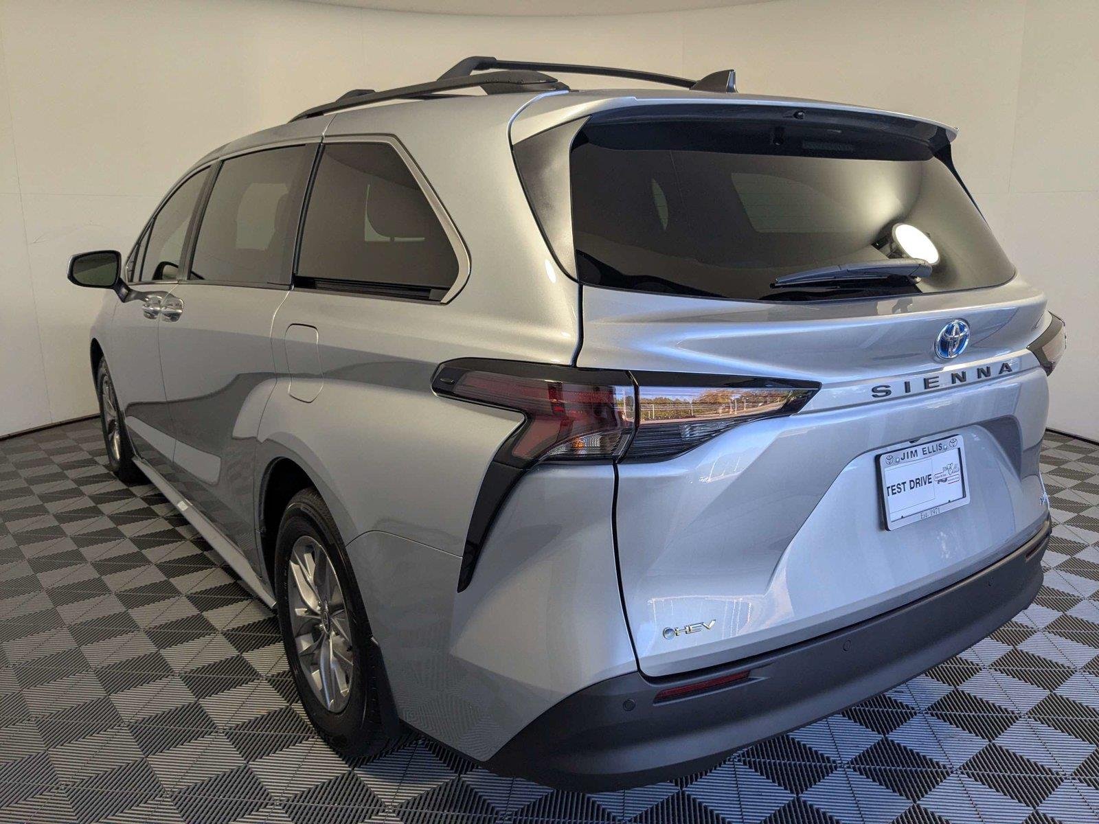 Used 2025 Celestial Silver Metallic Toyota XLE 8-Passenger image 6