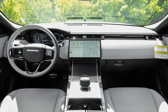 New 2026 Gold Land Rover Dynamic SE image 20