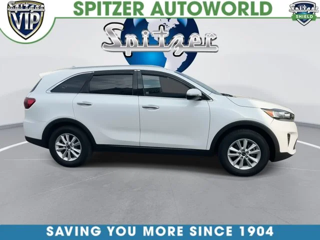 Used 2019 White Kia LX image 10