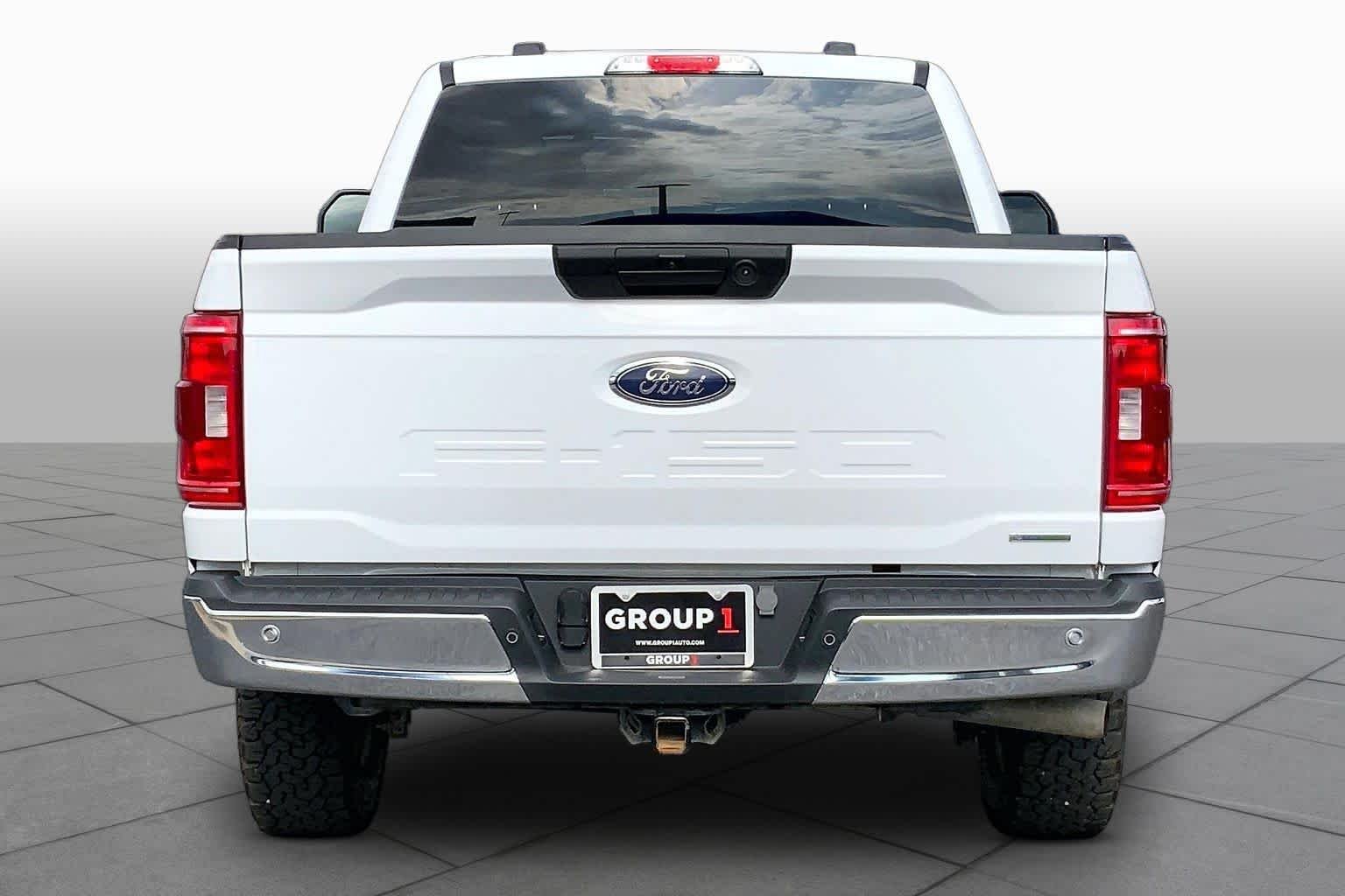 Used 2023 Oxford White Ford XLT image 5