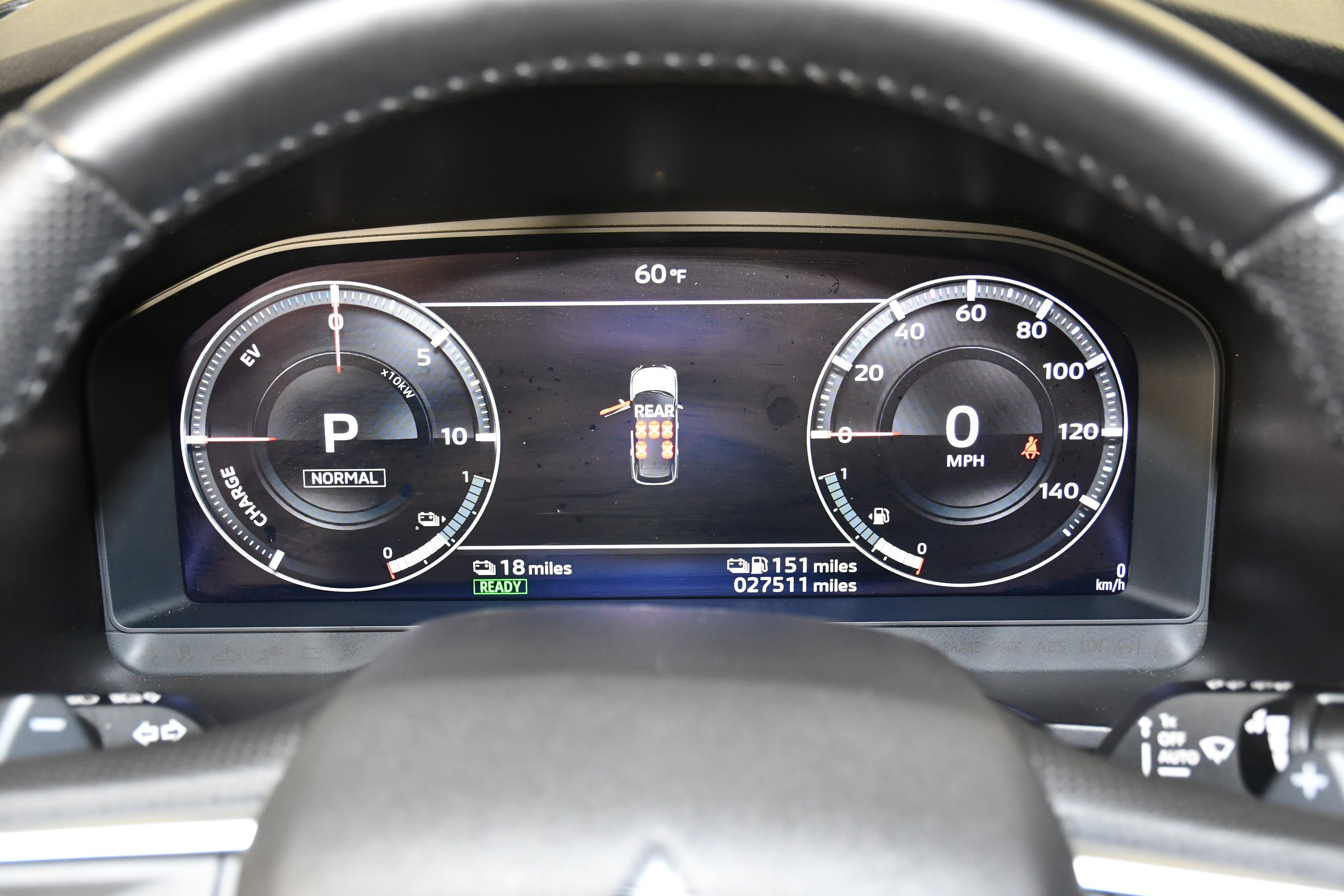 Certified Used 2024 White Diamond Mitsubishi SE image 11