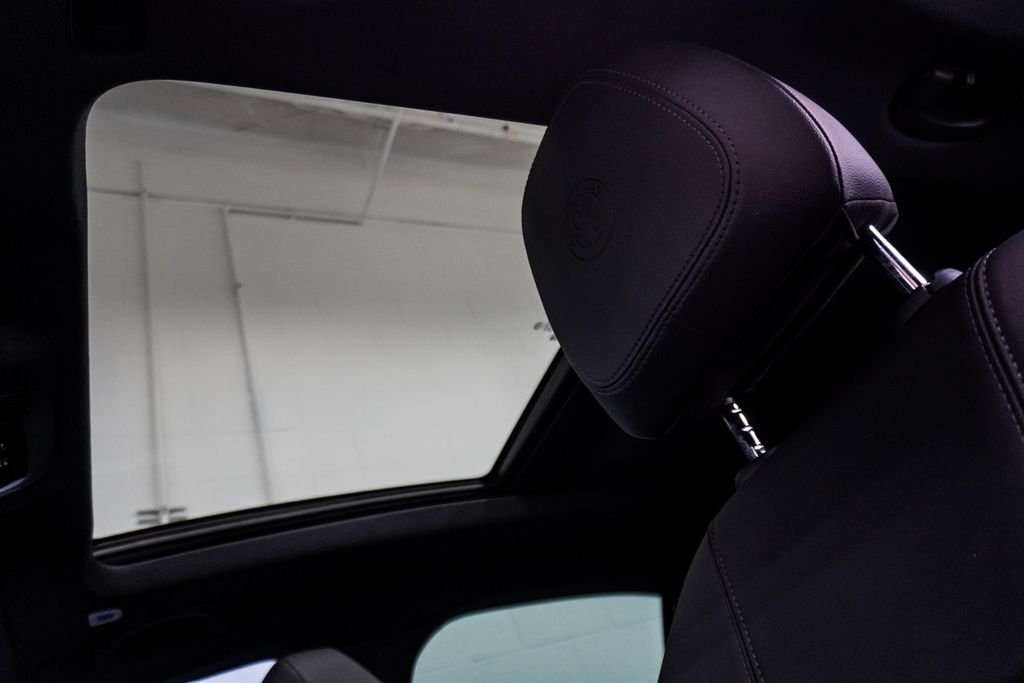 Used 2023 Gray Alfa Romeo Ti image 8