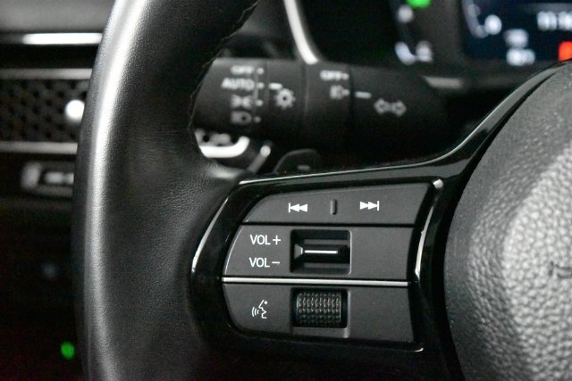 Used 2023  Honda Touring image 19