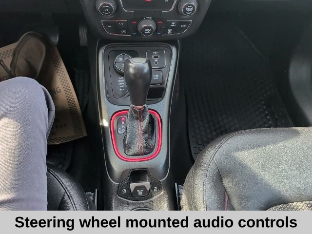 Used 2019 Gray Jeep Trailhawk image 6