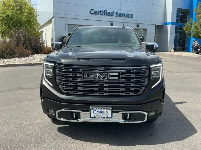 Used 2026 Onyx Black GMC Denali Ultimate image 4