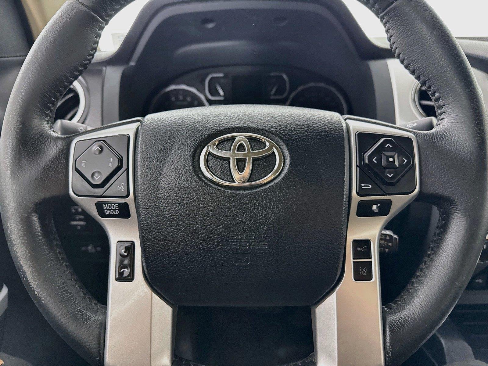 Used 2020 Super White Toyota SR5 image 15