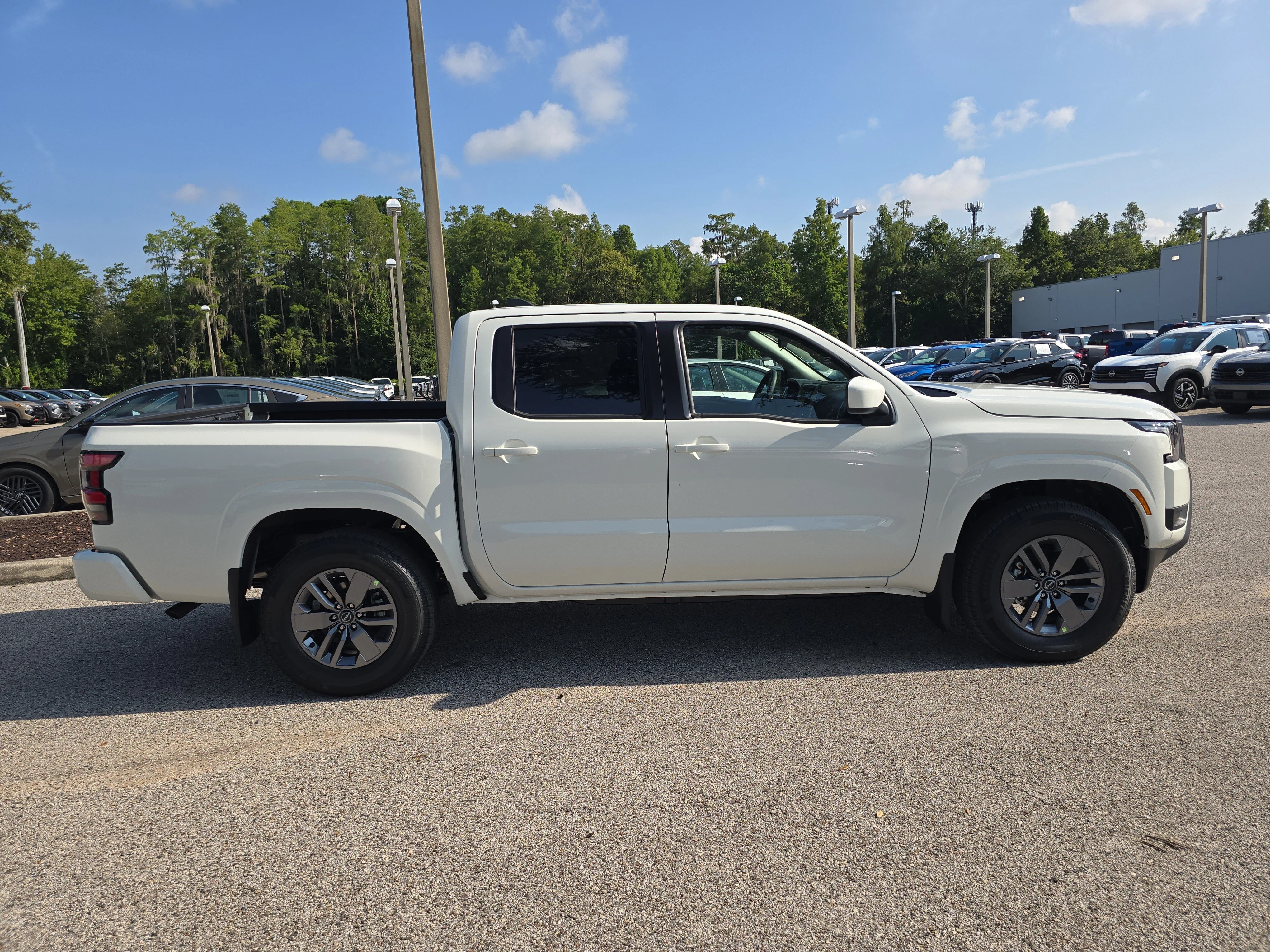 New 2026 Glacier White Nissan Crew Cab SV image 9