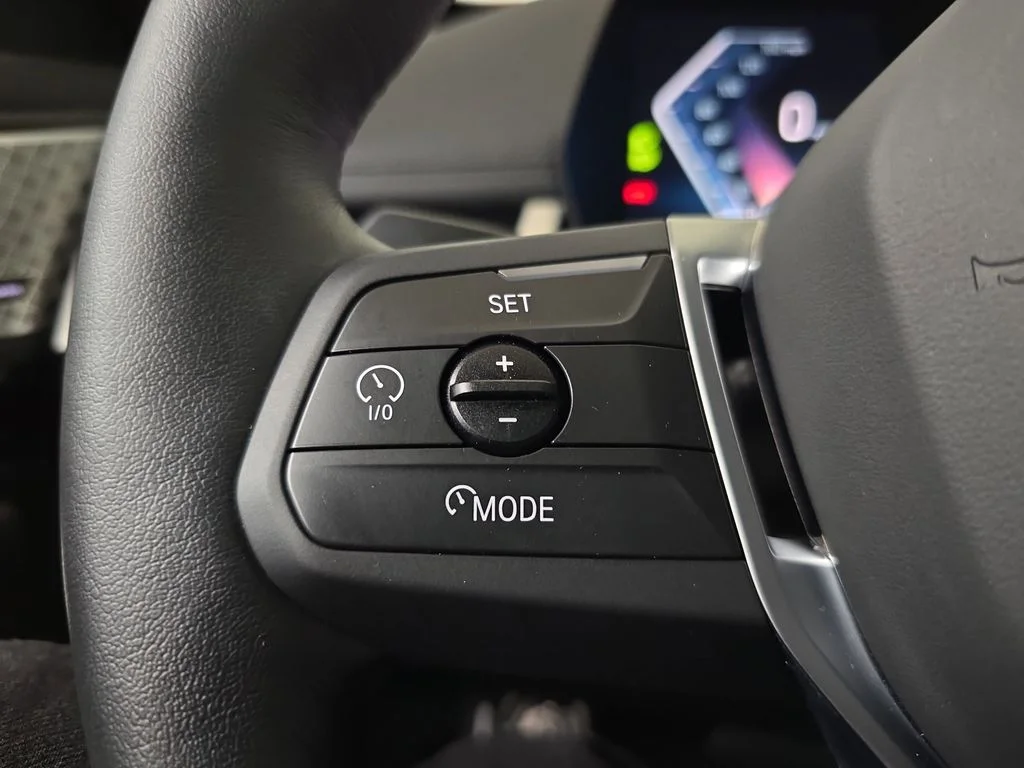 Used 2025 Silver Metallic BMW xDrive28i image 20