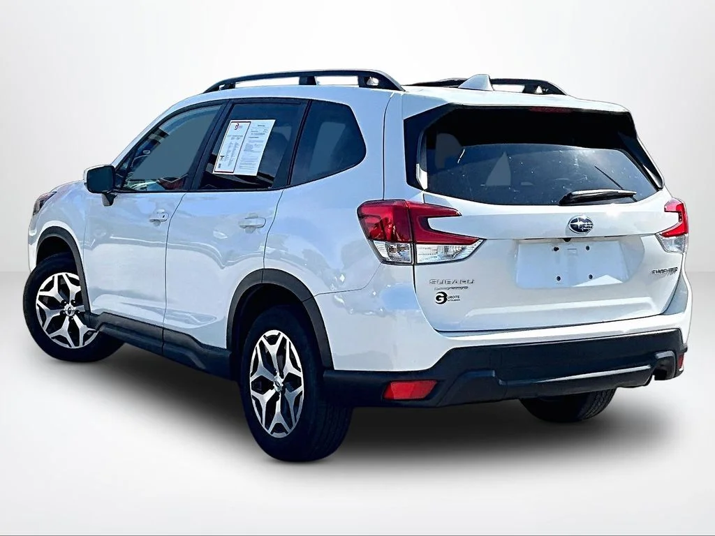 Used 2023 White Subaru Premium image 14