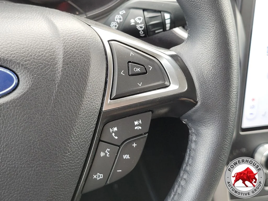 Used 2024 Gray Ford SEL image 28