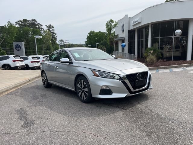 2022 Nissan Altima SV