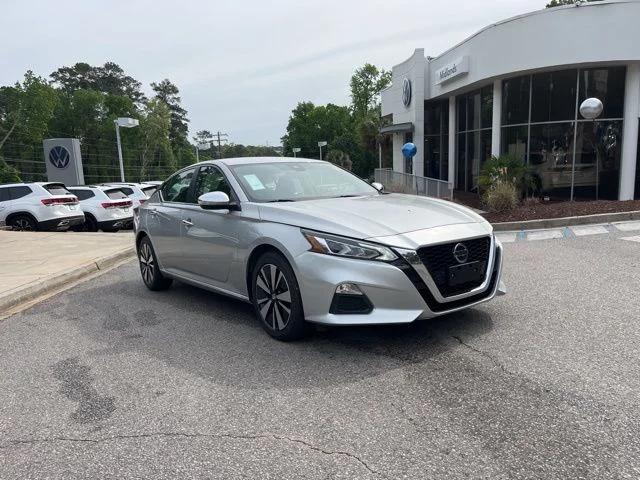 2022 Nissan Altima SV