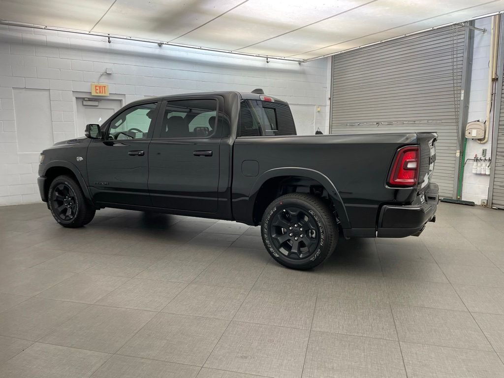 New 2026 Diamond Black Crystal Pearl-Coat Exterior Paint RAM Big Horn/Lone Star image 5