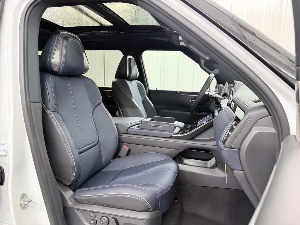 New 2027 RADIANT WHITE INFINITI Sport 4WD image 56