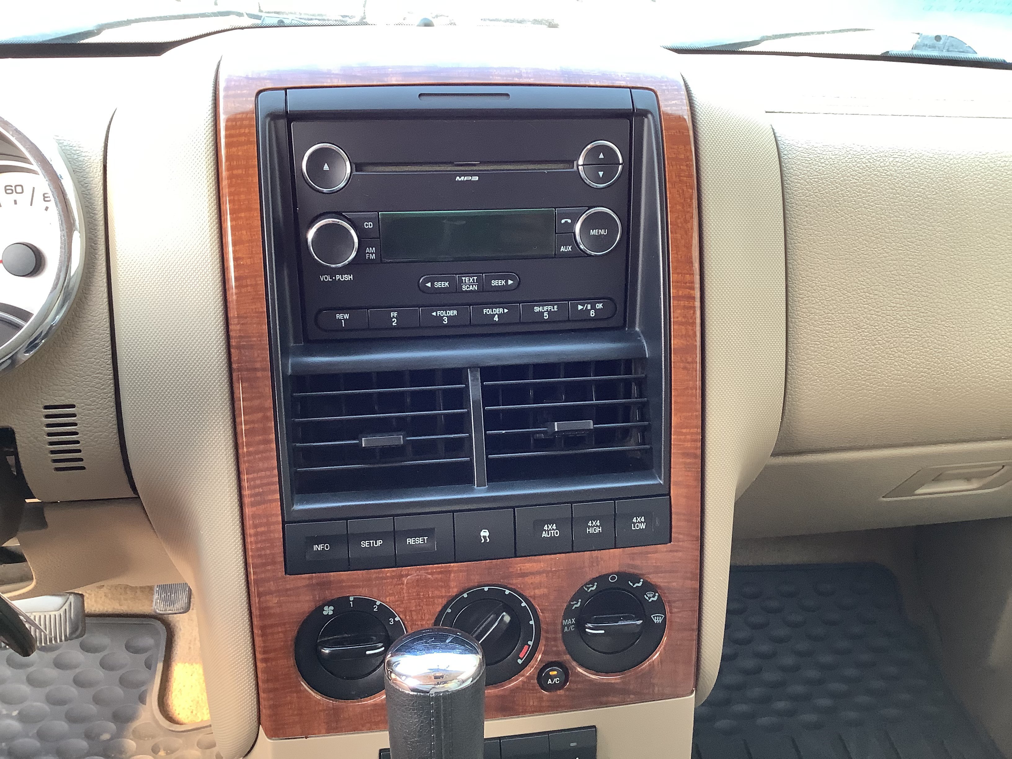 Used 2009 Brown Ford Eddie Bauer image 14