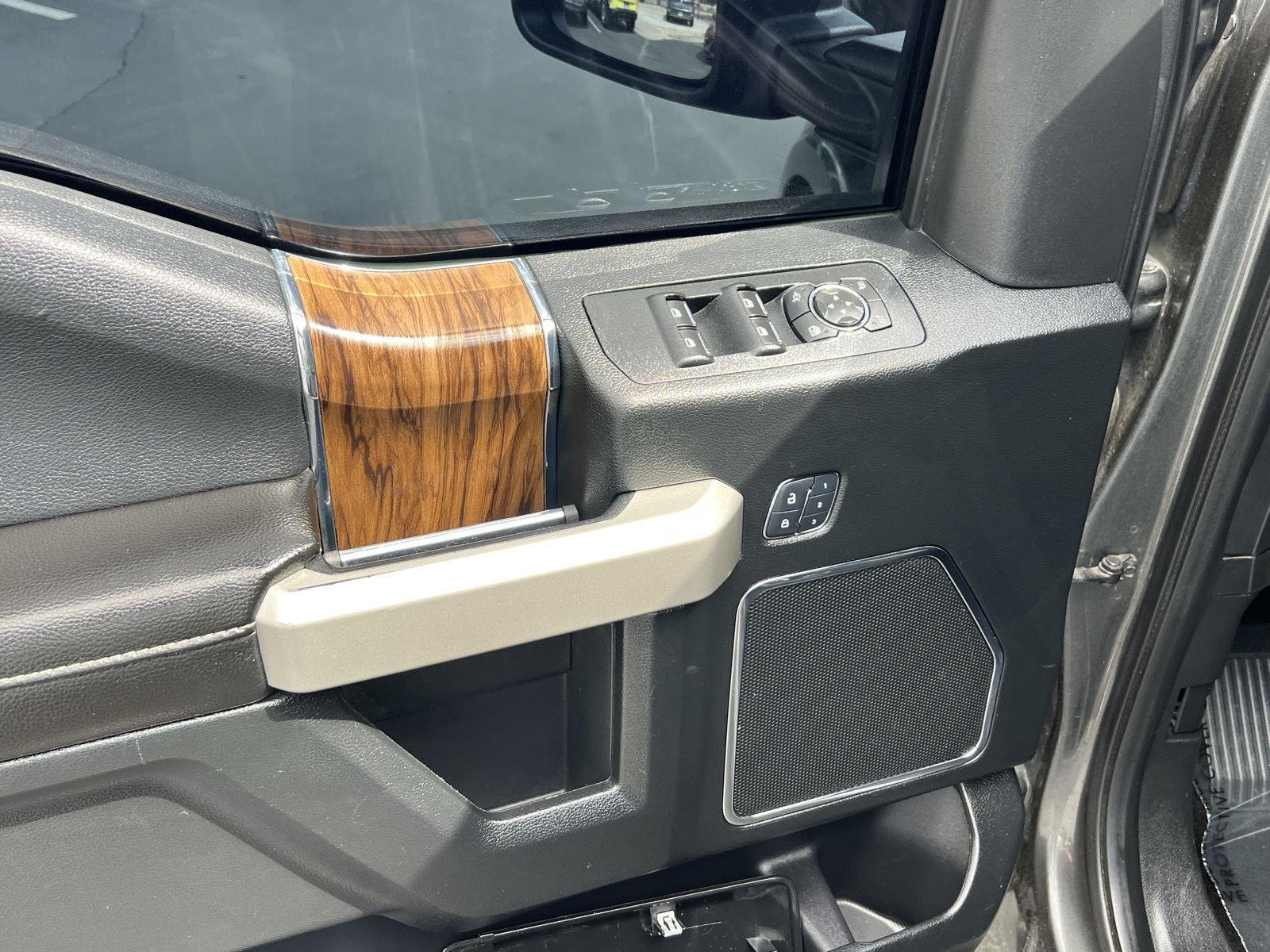 2018 Ford F-150 Lariat - Photo 34