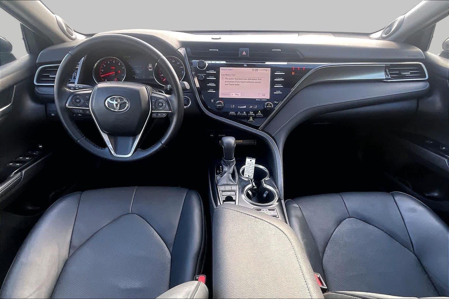 Used 2020 Wind Chill Pearl/Midnight Black Metallic Toyota XSE V6 image 13