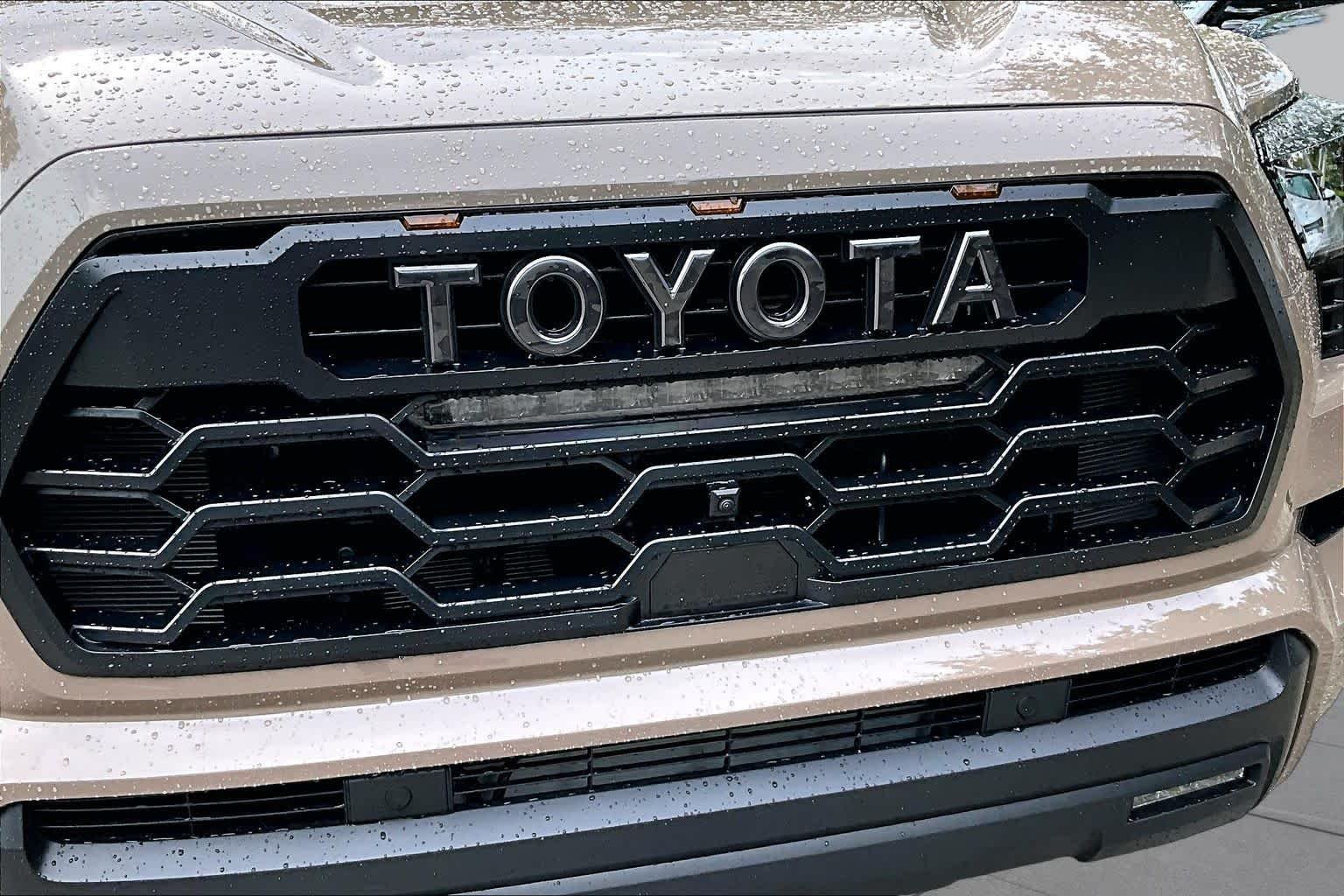 Used 2025 MUDBATH Toyota Platinum image 30