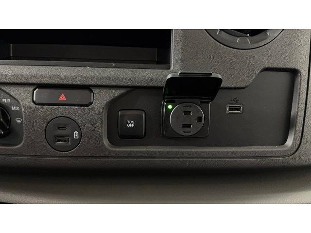 2025 Ford E-Series Cutaway Base - Photo 53