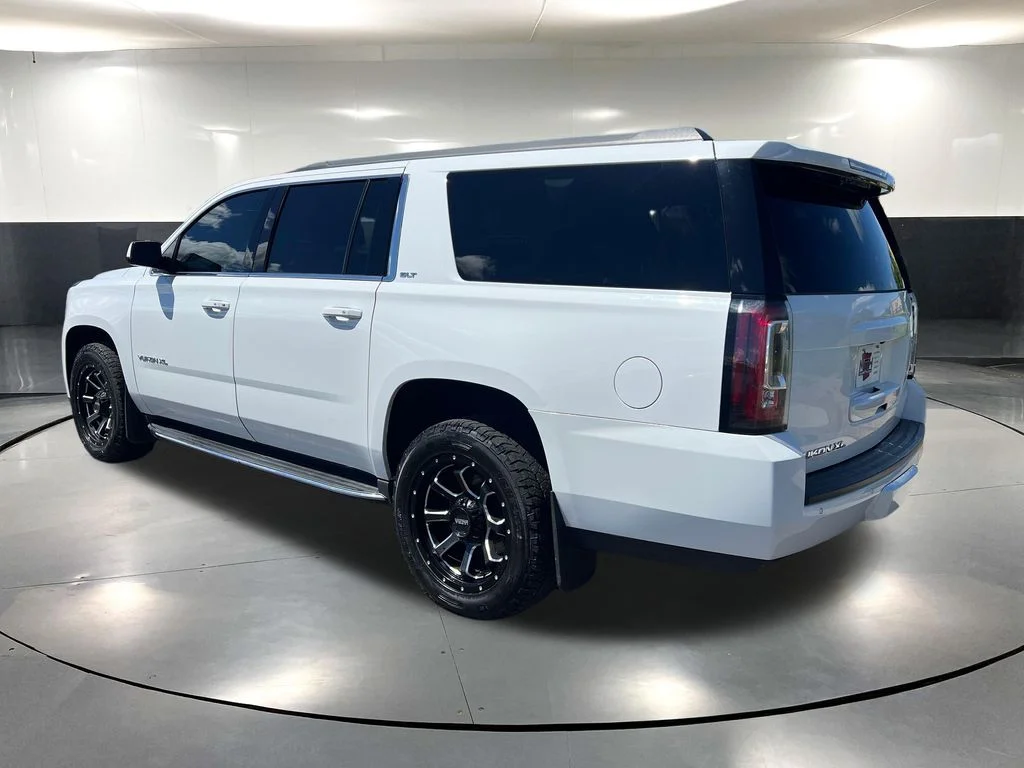 Used 2019 White GMC SLT image 9