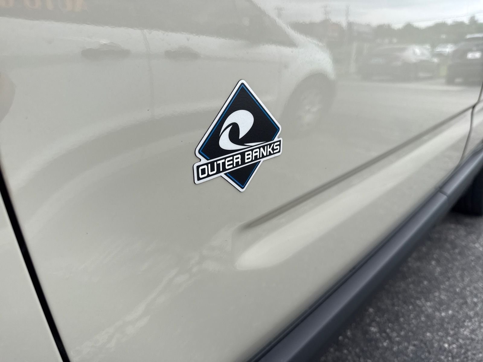 Used 2024 Desert Sand Ford Outer Banks image 9