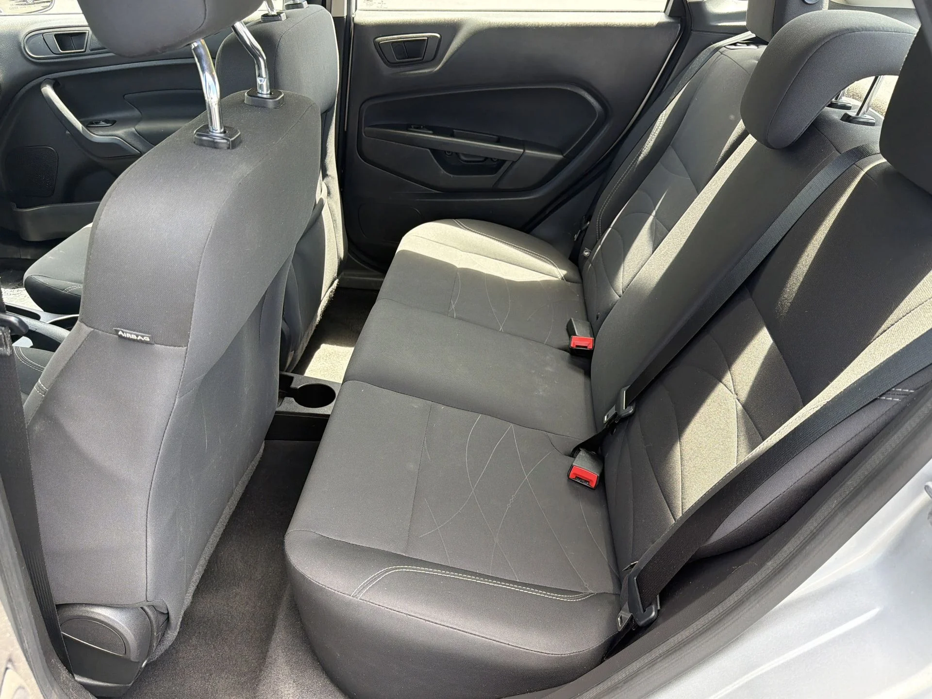 Used 2018 Silver Ford SE image 17
