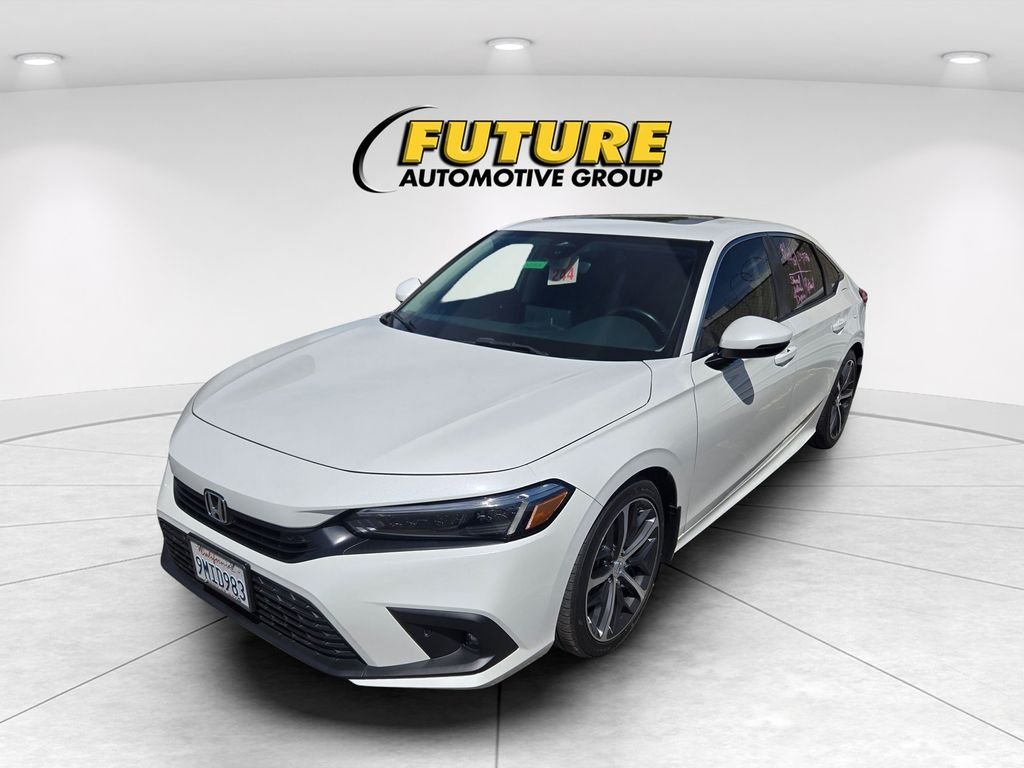Used 2024  Honda Touring image 3