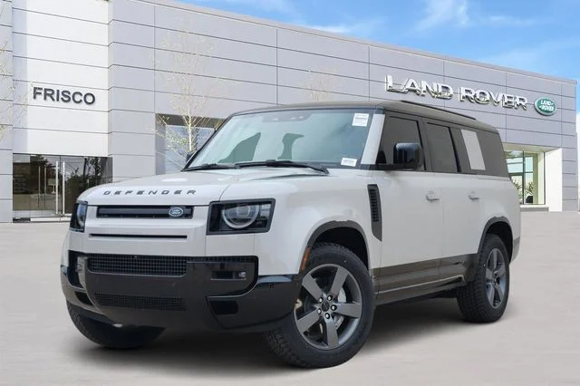 2026 Land Rover Defender 130 X-Dynamic SE P400's photo