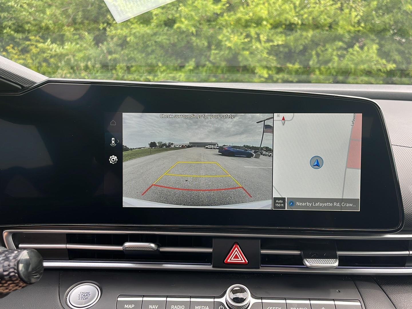 Used 2025  Hyundai SEL Convenience image 18