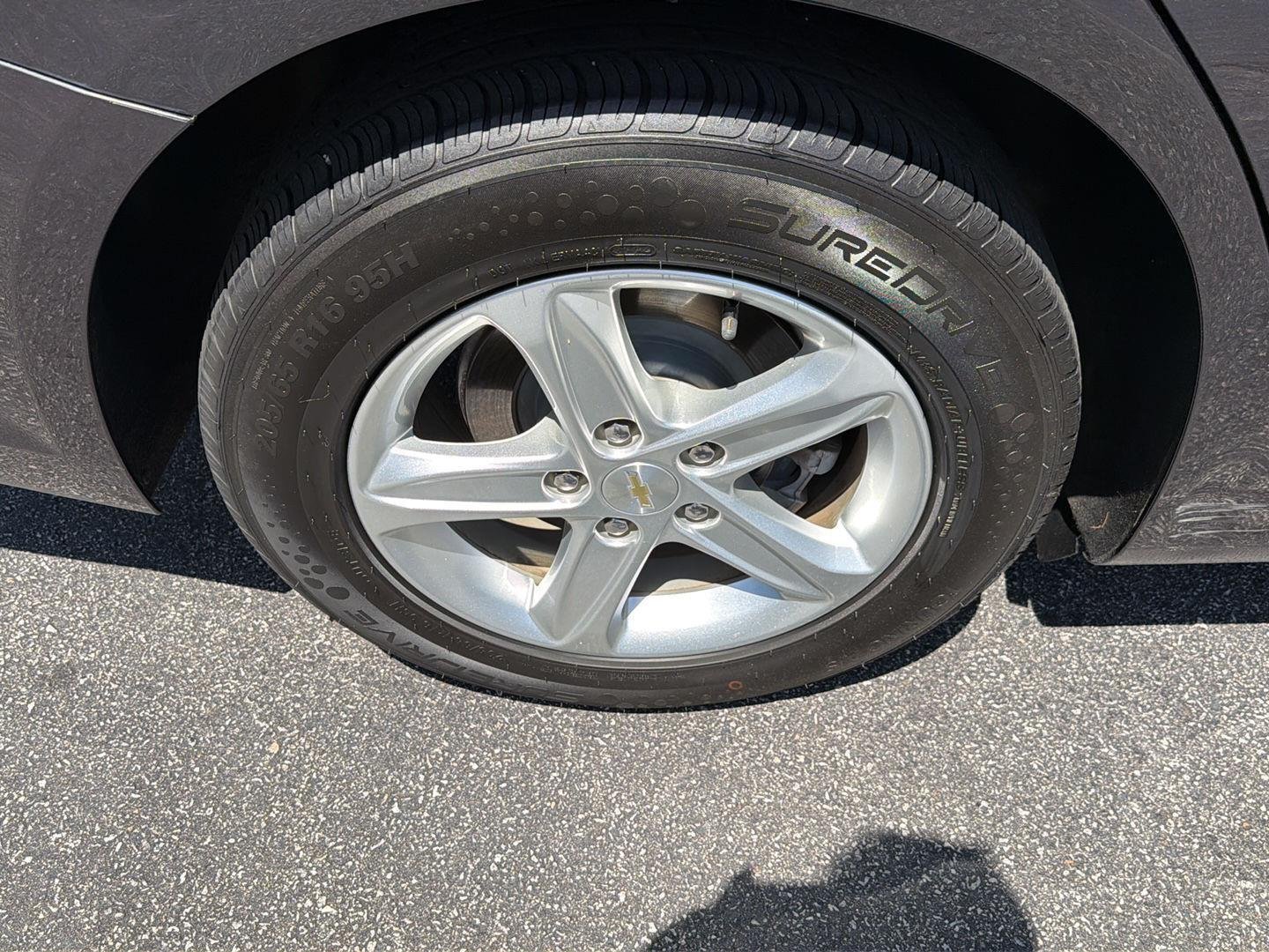 Used 2022 Dark Ash Metallic Chevrolet LS image 35