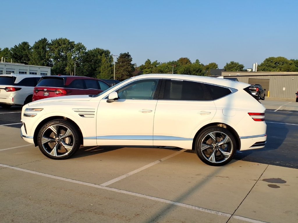 Used 2025 Uyuni White Genesis 3.5T Prestige image 2
