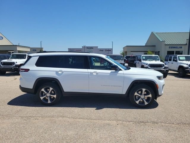 New 2026 Bright White Clearcoat Jeep Limited image 21