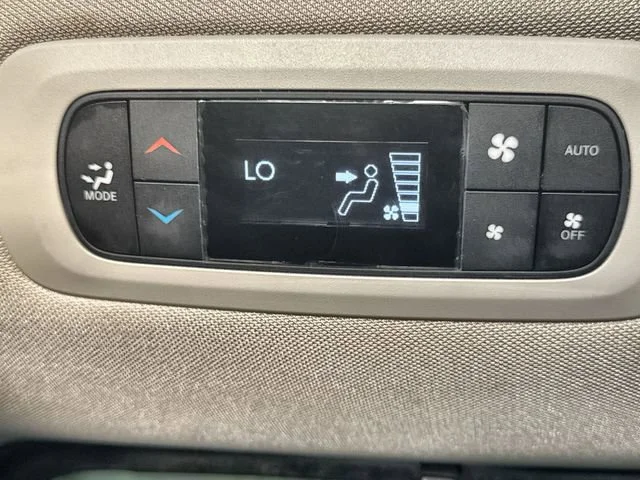 2024 Chrysler Pacifica Touring L - Photo 21