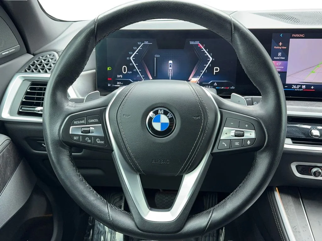 Used 2024 White BMW sDrive40i X LINE,NAV,CAM,PANO,CLMT STS,HEADS UP image 18