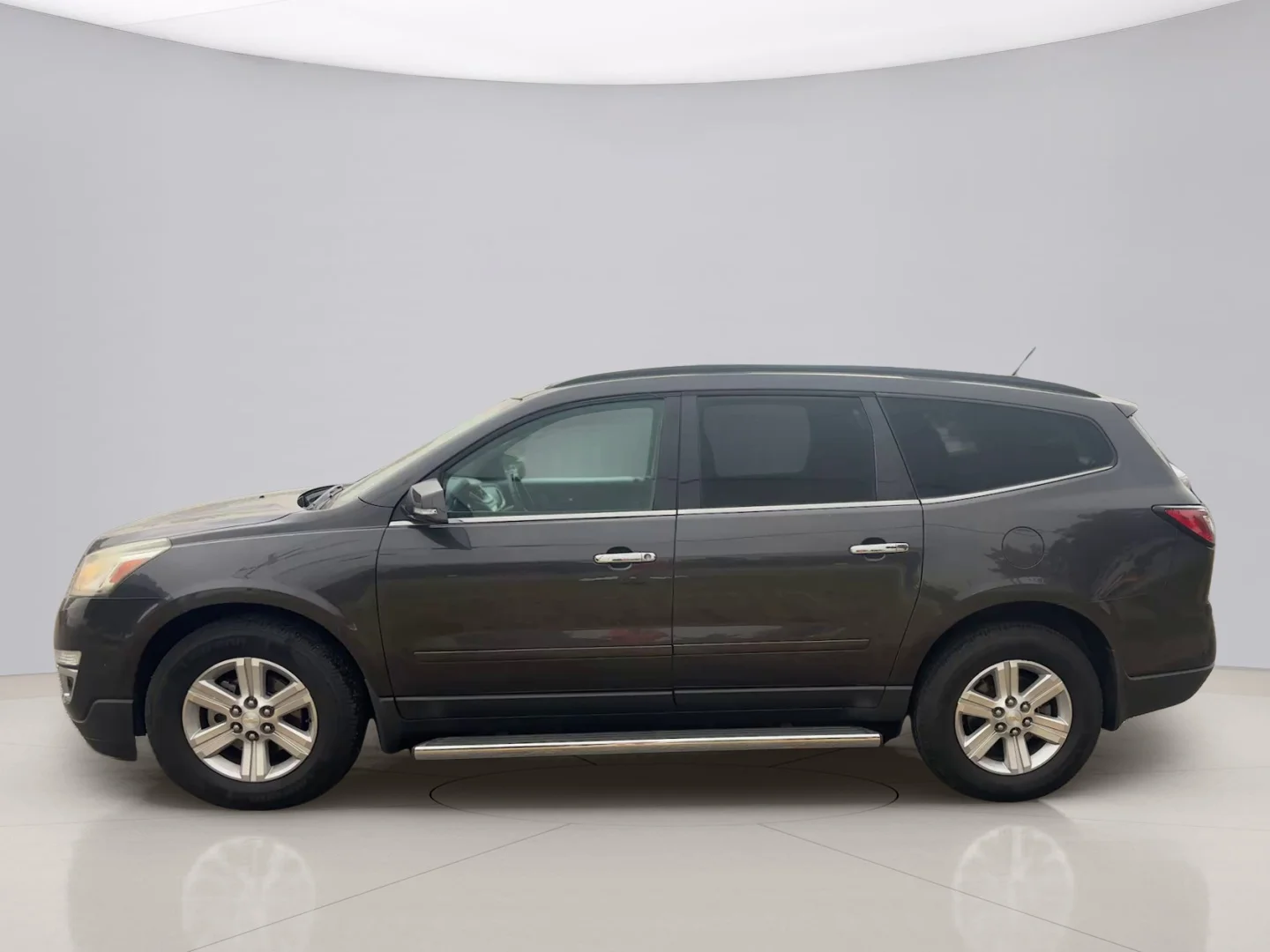 Used 2014 Grey Chevrolet LT image 3