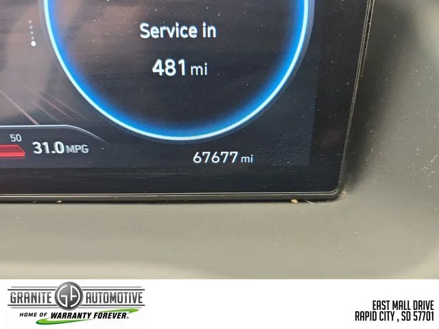 Used 2024 White Hyundai SEL image 17