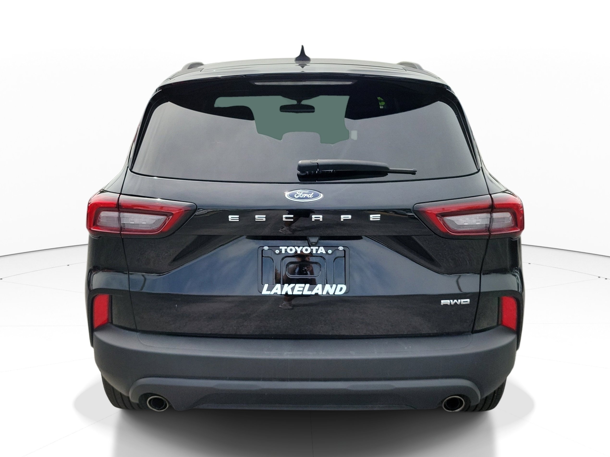 Used 2025 Black Metallic Ford ST-Line image 6