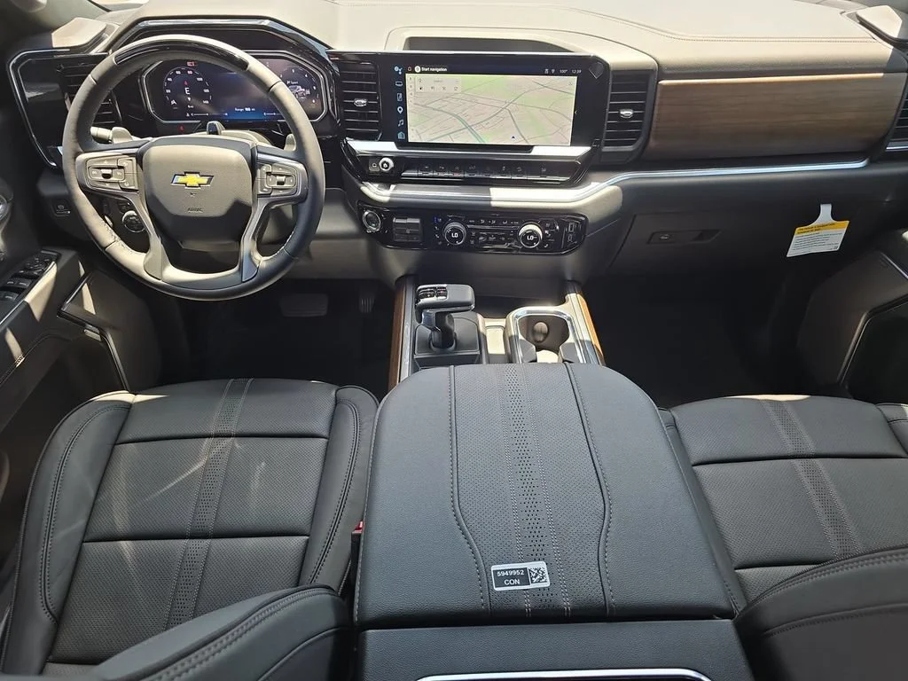 New 2026 Polar White Tricoat Chevrolet High Country image 27