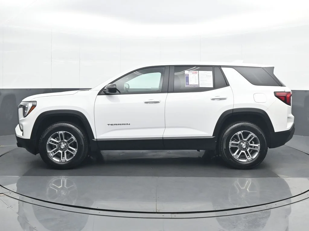 Used 2026 White GMC Elevation image 3