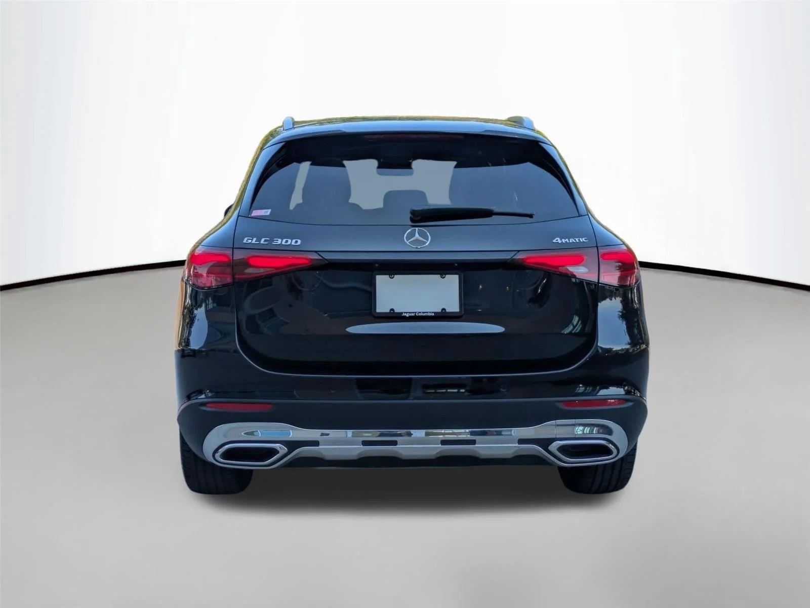 Used 2024 Black Mercedes-Benz GLC 300 image 6
