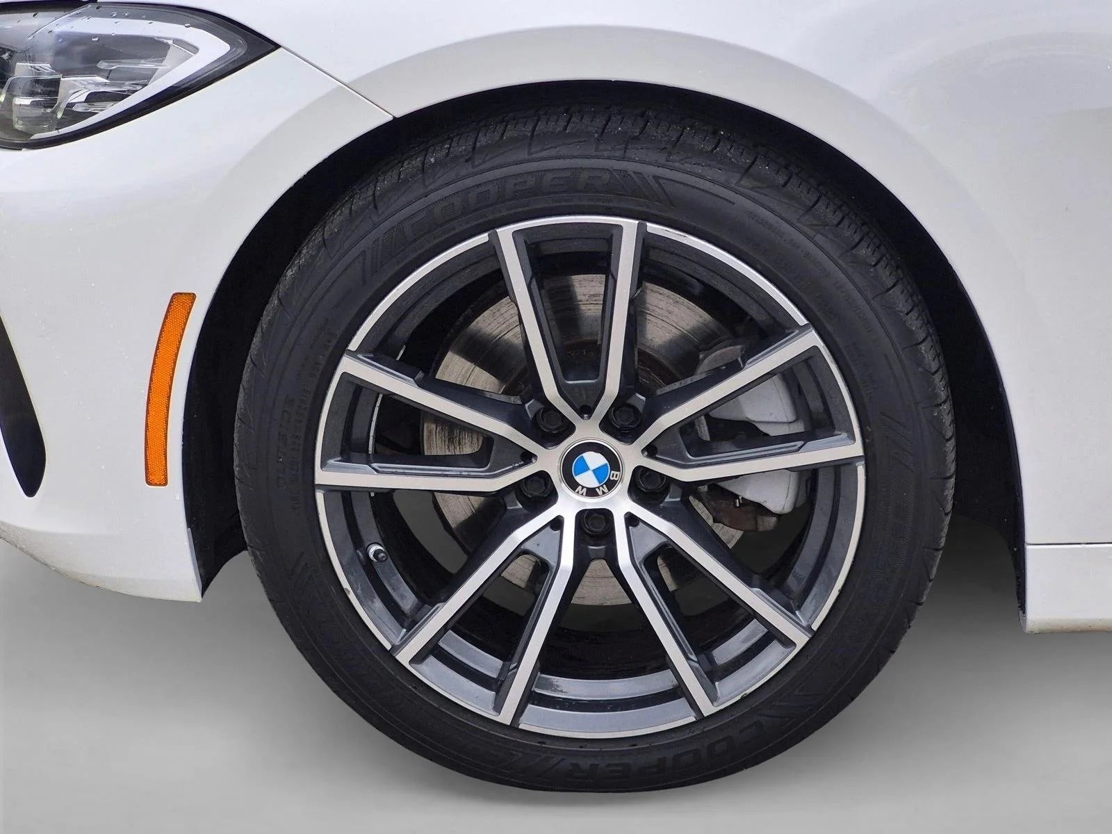 Used 2022 Alpine White BMW 430i xDrive image 22