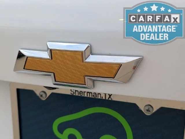 Used 2026 Summit White Chevrolet LT image 41