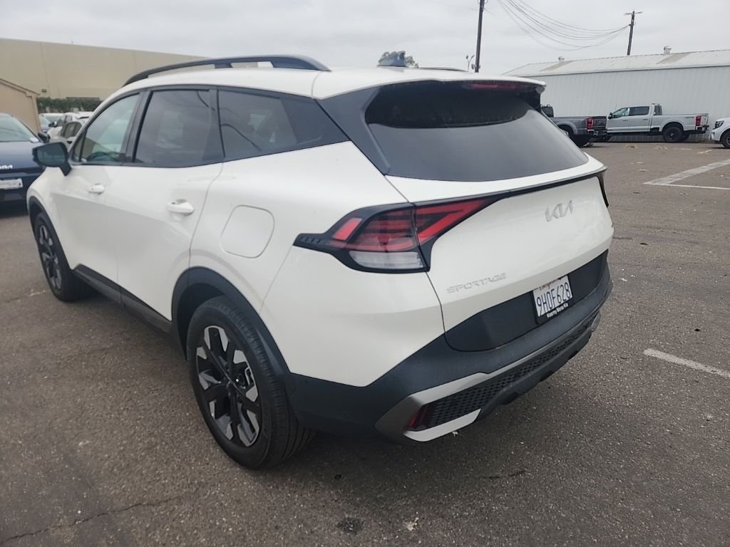 Used 2023 White Kia X-Line Prestige image 11