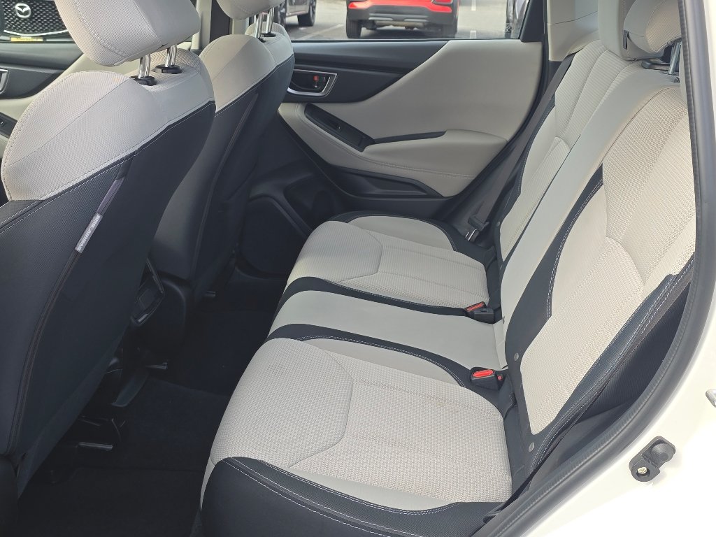 Used 2023 Crystal White Pearl Subaru  image 28