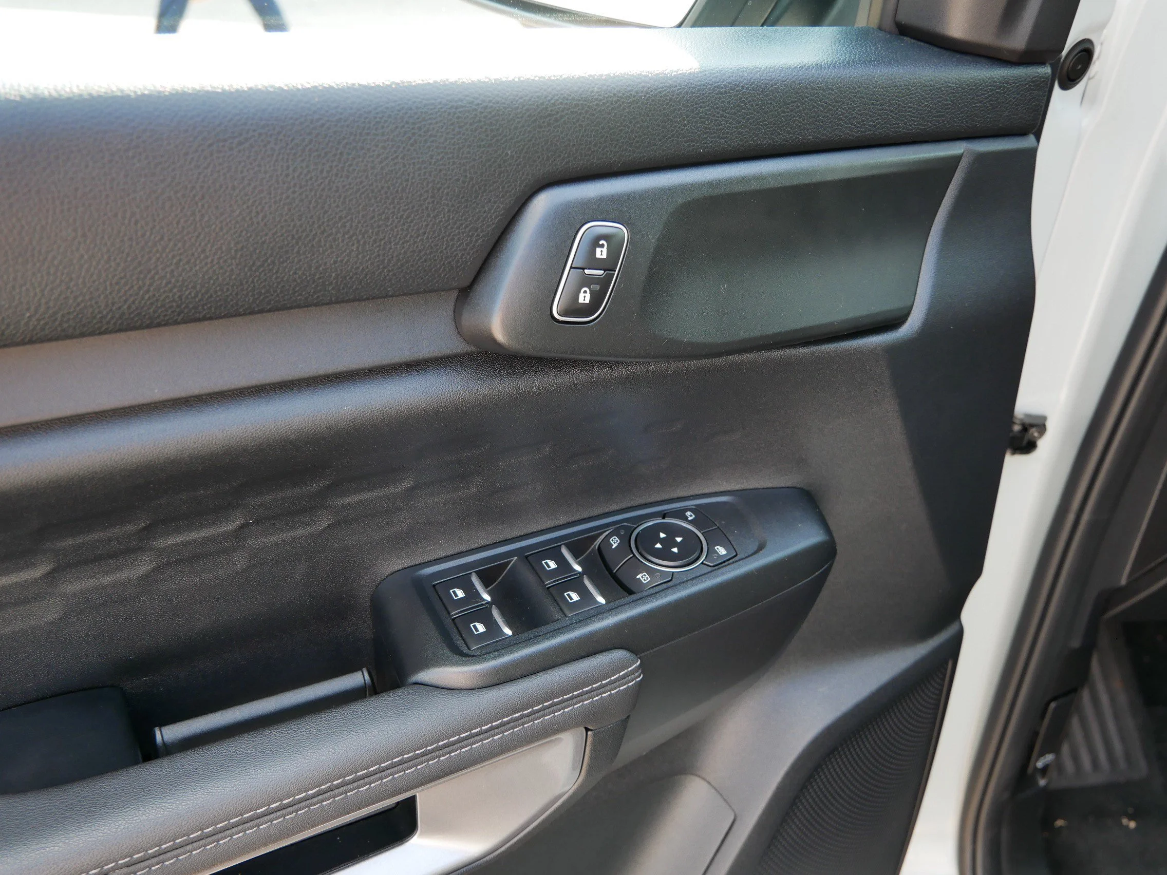 Used 2024 Cactus Grey Ford XLT image 20