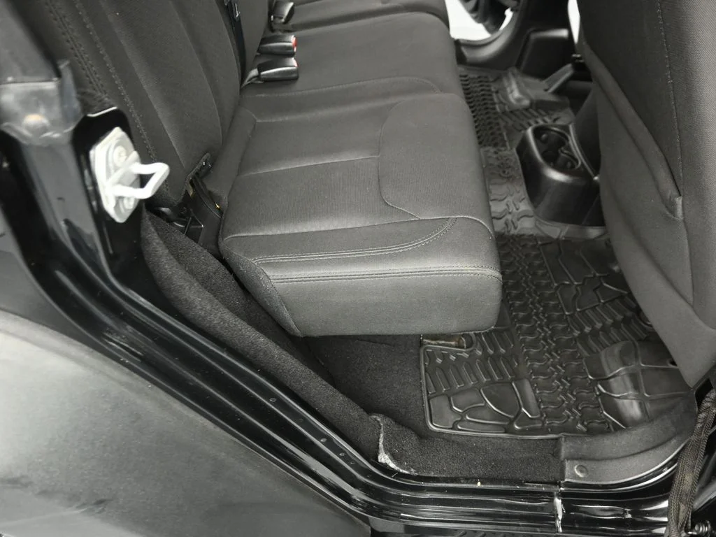Used 2015 Black Jeep Unlimited Sport image 24