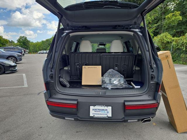 New 2027 Gray Hyundai SEL AWD image 9