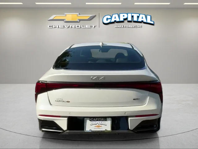 Used 2025 White Kia GT-Line image 4
