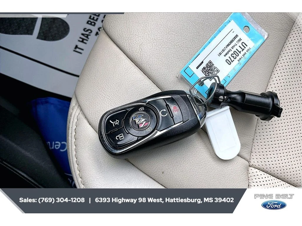 Used 2023 Ebony Twilight Metallic Buick Essence image 9