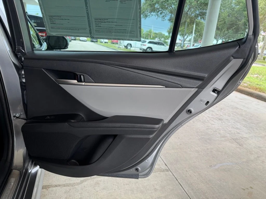 Used 2025 White Toyota SE image 27